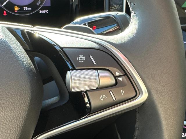 Skoda / Kodiaq / Silber / / / DSG+7 SITZE+AHK+EL. HECKKL.+NAVI+19'' ALU+ACC+KAMERA