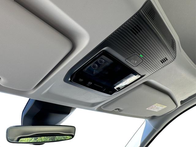 Volkswagen / Caddy / / / / LANE ASSIST+CAM+SHZ+KLIMA+GJR+GRA