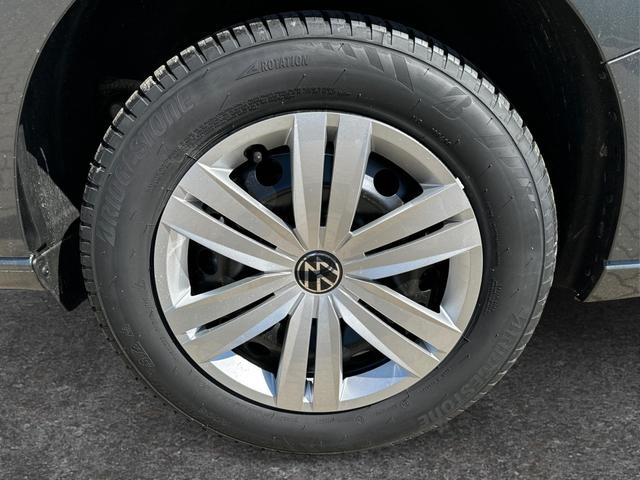 Volkswagen / Caddy / / / / 4x4+LANE ASSIST+CAM+SHZ+KLIMA+GJR+GRA