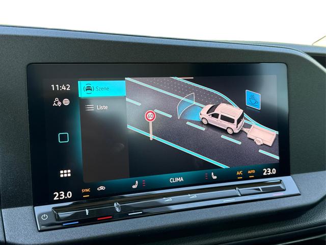 Volkswagen / Caddy / / / / 4x4+LANE ASSIST+CAM+SHZ+KLIMA+GJR+GRA