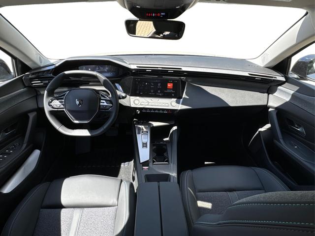 Peugeot / 308 SW / Weiß / / / EAT8+SHZ+AGR+KAMERA+ACC+KLIMA+LED+PDC+17 ALU