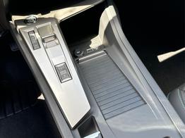 Peugeot 308 SW Allure EAT8+SHZ+AGR+KAMERA+ACC+KLIMA+LED+PDC+17" ALU 