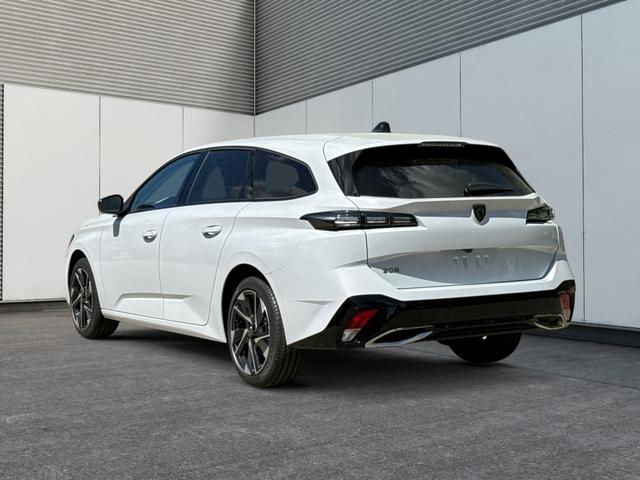 Peugeot / 308 SW / Weiß / / / EAT8+SHZ+AGR+KAMERA+ACC+KLIMA+LED+PDC+17 ALU