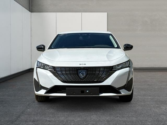 Peugeot / 308 SW / Weiß / / / EAT8+SHZ+AGR+KAMERA+ACC+KLIMA+LED+PDC+17 ALU