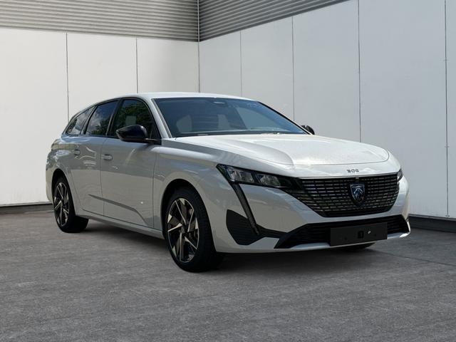 Peugeot / 308 SW / Weiß / / / EAT8+SHZ+AGR+KAMERA+ACC+KLIMA+LED+PDC+17 ALU