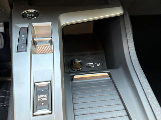 Peugeot / 308 SW / Blau / / / e-DSC6+SHZ+AGR+KAMERA+ACC+KLIMA+LED+PDC+17 ALU