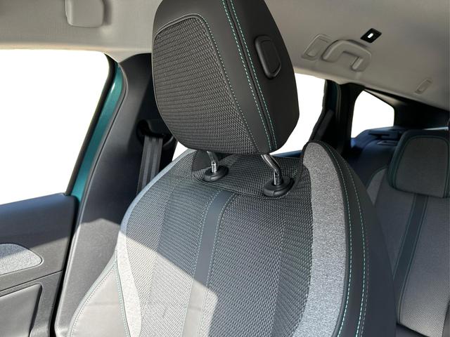 Peugeot / 308 SW / Blau / / / e-DSC6+SHZ+AGR+KAMERA+ACC+KLIMA+LED+PDC+17 ALU