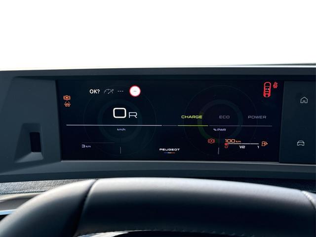 Peugeot / 5008 / Blau / / / e-DSC6+7 SITZE+KAMERA+LED+19 ALU+KLIMA+AGR, Beispielbilder, ggf. teilweise mit Sonderausstattung