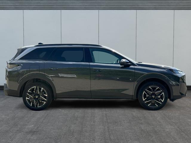 Peugeot / 5008 / Grau / / / e-DSC6+7 SITZE+NAVI+KAMERA+LED+19 ALU+KLIMA+PANORAMADISPLAY