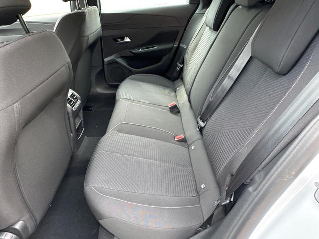 Peugeot / 308 SW / / / / SHZ+ACC+KLIMA+LED+PDC+16'' ALU