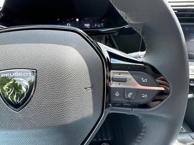 Peugeot / 308 SW / / / / SHZ+ACC+KLIMA+LED+PDC+16'' ALU