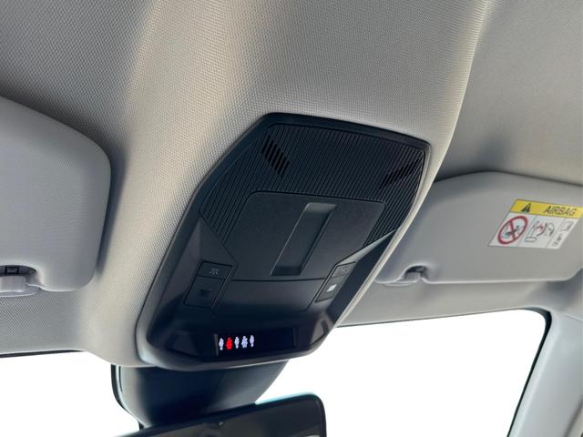 Peugeot / 308 SW / Blau / / / EAT8+SHZ+AGR+KAMERA+ACC+KLIMA+LED+PDC+17 ALU