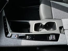 Peugeot 5008 Allure e-DSC6+7 SITZE+KAMERA+LED+19" ALU+KLIMA+AGR 