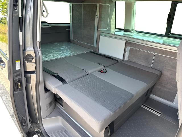 Volkswagen / T6 California / Grau / / / HOINS PRIVAT > NICHT LÖSCHEN!!! ||| KAMERA+MARKISE+PDC+ACC
