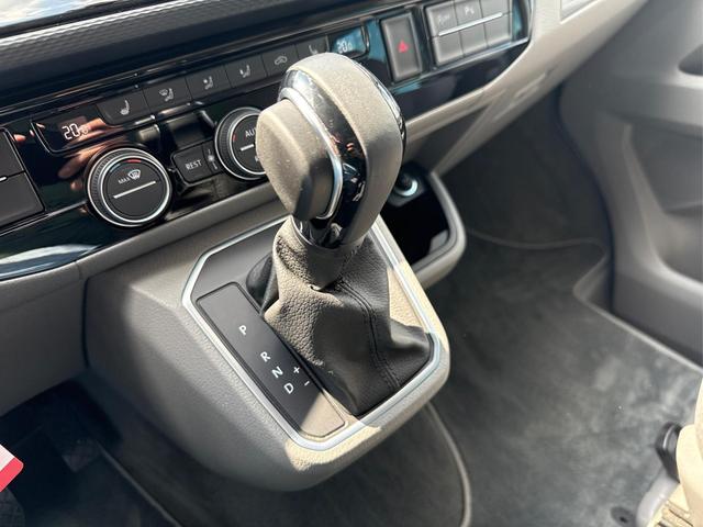 Volkswagen / T6 California / Grau / / / HOINS PRIVAT > NICHT LÖSCHEN!!! ||| KAMERA+MARKISE+PDC+ACC