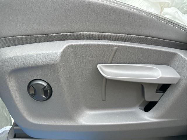 Volkswagen / T7 California / / / / 