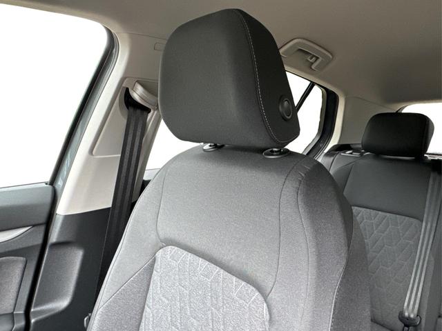 Volkswagen / Golf / Grau / / / KAMERA+ACC+LED+SHZ+KLIMA+KESSY