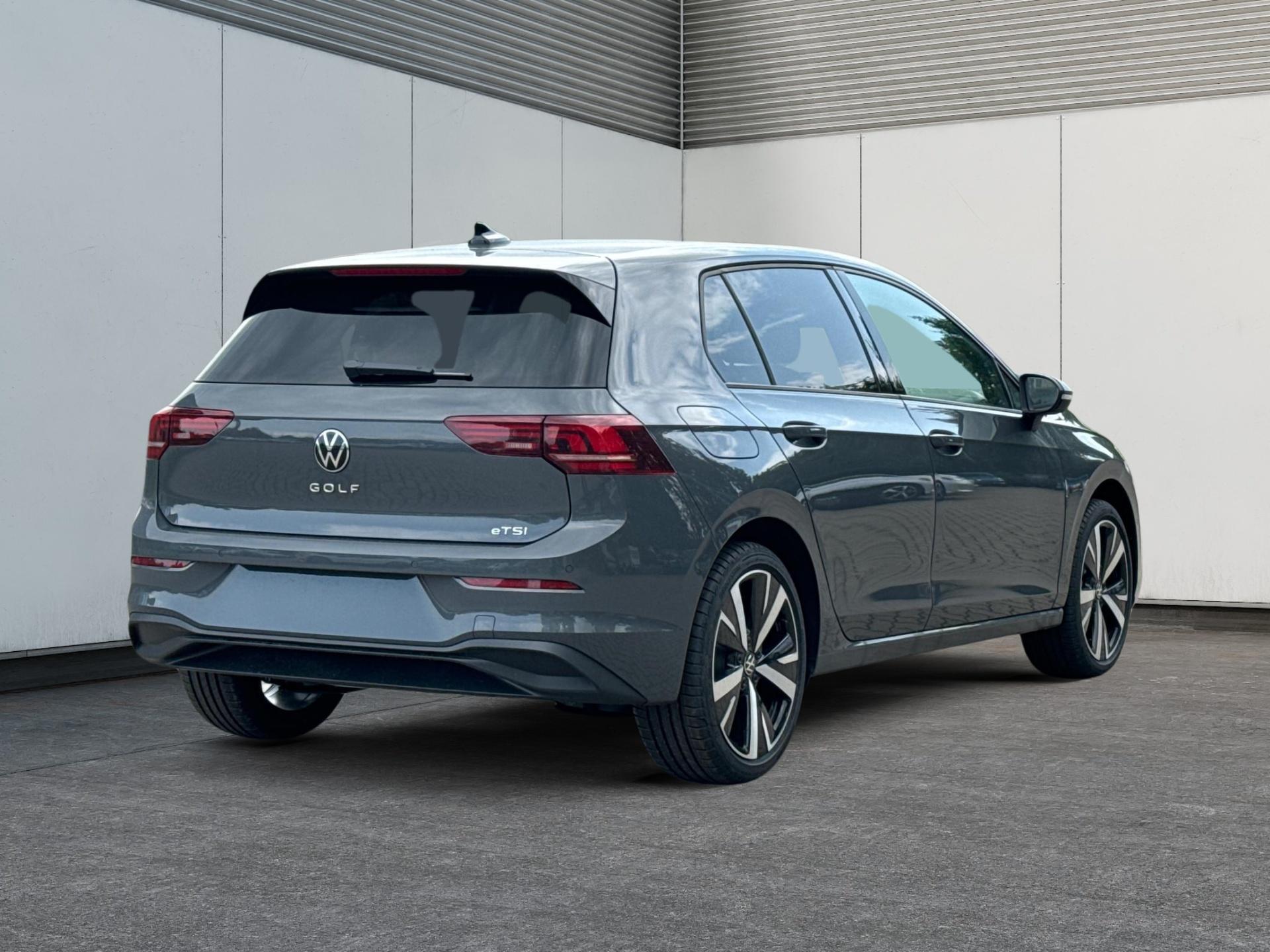 Volkswagen / Golf / Grau /  /  / KAMERA+18 ALU+ACC+LED+SHZ+KLIMA+KESSY+ARTVELOURS