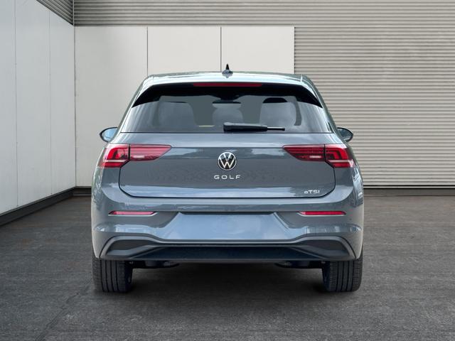 Volkswagen / Golf / Grau / / / KAMERA+18 ALU+ACC+LED+SHZ+KLIMA+KESSY+ARTVELOURS