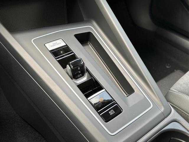 Volkswagen / Golf / Grau / / / KAMERA+18 ALU+ACC+LED+SHZ+KLIMA+KESSY+ARTVELOURS