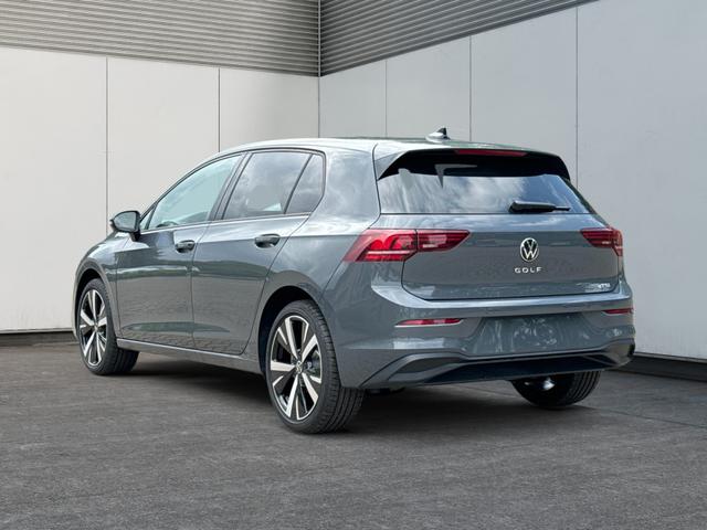 Volkswagen / Golf / Grau / / / KAMERA+18 ALU+ACC+LED+SHZ+KLIMA+KESSY+ARTVELOURS