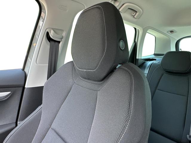 Skoda / Karoq / Grau / / / SHZ+ACC+KESSY+VICO+SMARTLINK+18'' ALU