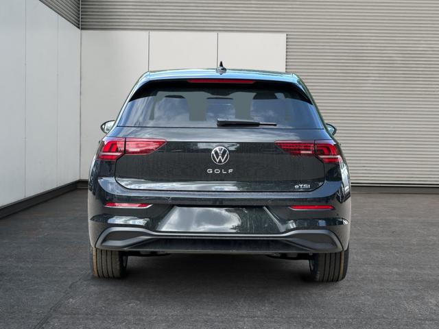 Volkswagen / Golf / Schwarz / / / KAMERA+ACC+LED+SHZ+KLIMA+KESSY