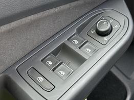 Volkswagen Golf People KAMERA+18"ALU+ACC+LED+SHZ+KLIMA+KESSY+ARTVELOURS 