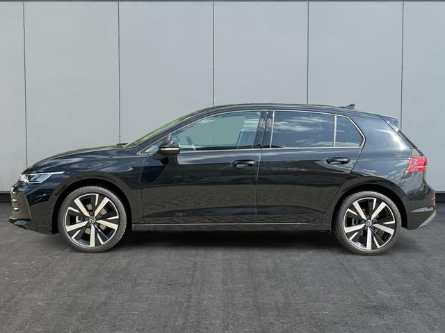 Volkswagen / Golf / Schwarz / / / KAMERA+18 ALU+ACC+LED+SHZ+KLIMA+KESSY+ARTVELOURS
