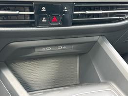 Volkswagen Golf People KAMERA+18"ALU+ACC+LED+SHZ+KLIMA+KESSY+ARTVELOURS 