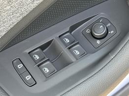 Skoda Superb Combi Selection 4WD+AHK+NAVI+KAM+EL.HECKKL.+KESSY 