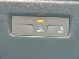 Skoda Superb Combi Selection 4WD+AHK+NAVI+KAM+EL.HECKKL.+KESSY 