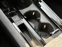 Skoda Superb Combi Selection 4WD+AHK+NAVI+KAM+EL.HECKKL.+KESSY 