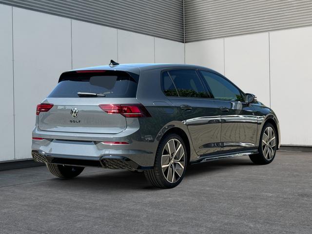 Volkswagen / Golf / Grau / / / PANO+KAMERA+ACC+LED-PLUS+18 ALU+SHZ+KESSY