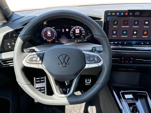 Volkswagen / Golf / Grau / / / KAMERA+ACC+LED-PLUS+18 ALU+SHZ+KESSY