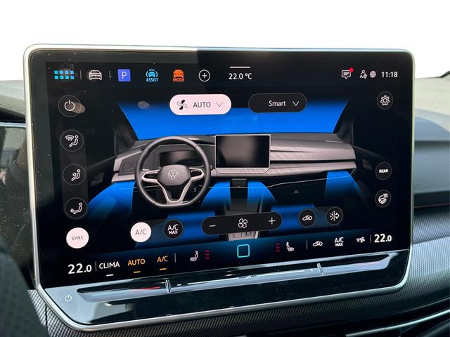 Volkswagen / Golf / Grau / / / KAMERA+ACC+LED-PLUS+18 ALU+SHZ+KESSY