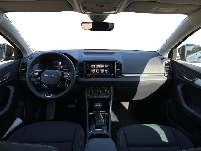 Skoda / Karoq / Schwarz / / / SHZ+ACC+KESSY+VICO+SMARTLINK+18'' ALU