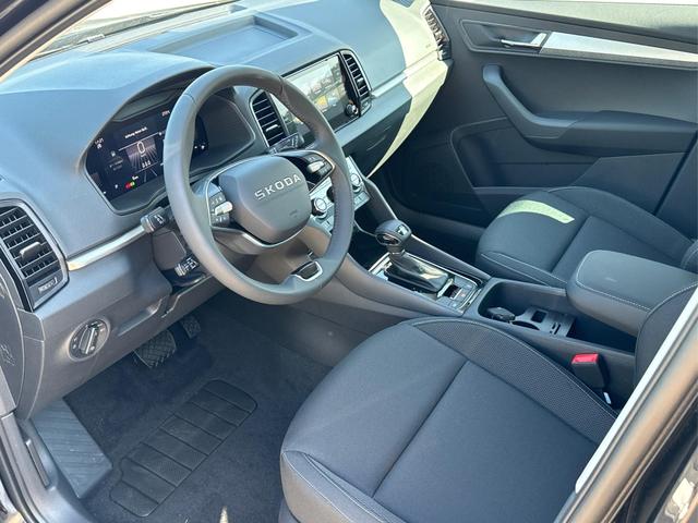 Skoda / Karoq / Schwarz / / / SHZ+ACC+KESSY+VICO+SMARTLINK+18'' ALU