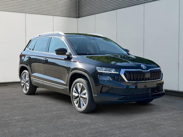 Skoda / Karoq / Schwarz / / / SHZ+ACC+KESSY+VICO+SMARTLINK+18'' ALU