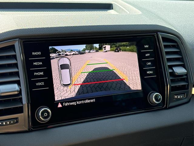 Skoda / Karoq / / / / , Beispielbilder, ggf. teilweise mit Sonderausstattung