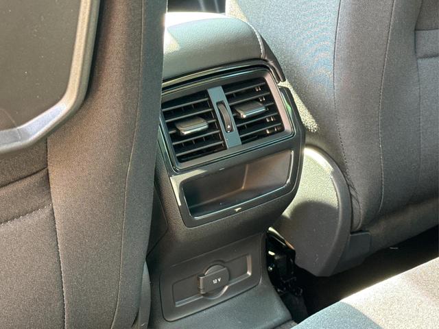 Skoda / Karoq / / / / , Beispielbilder, ggf. teilweise mit Sonderausstattung
