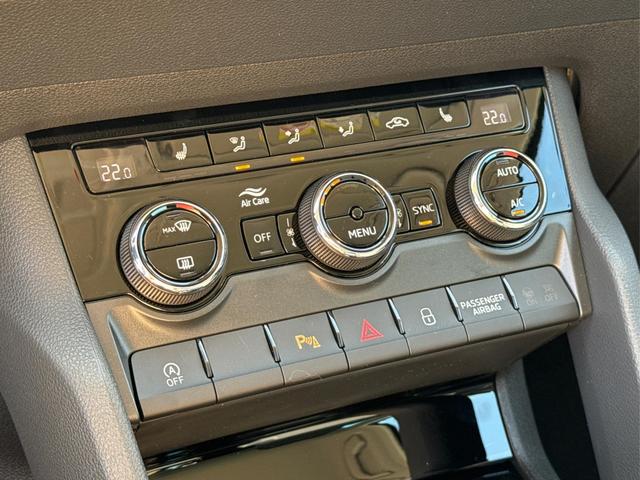 Skoda / Karoq / / / / , Beispielbilder, ggf. teilweise mit Sonderausstattung