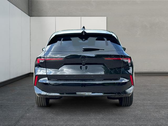 Opel / Astra Sports Tourer / / / / 