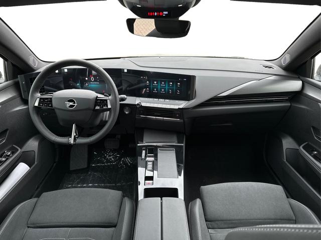 Opel / Astra Sports Tourer / / / / 