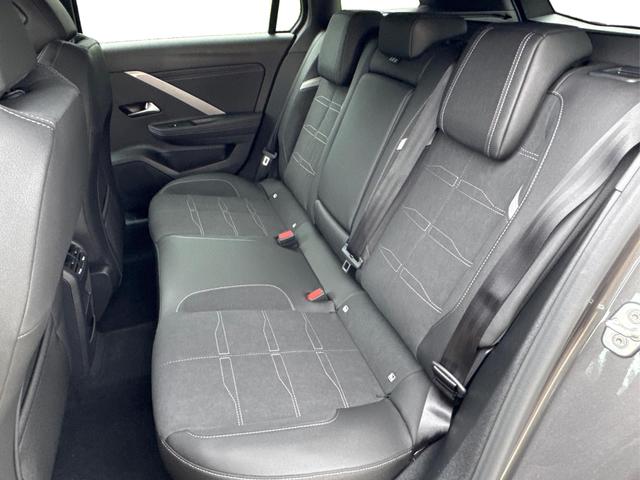 Opel / Astra Sports Tourer / / / / 