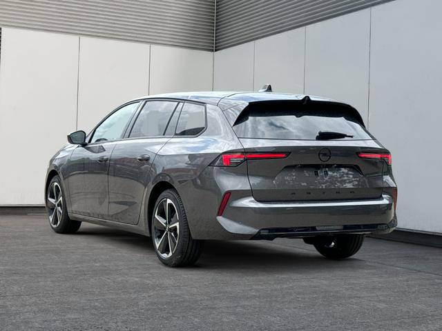 Opel / Astra Sports Tourer / / / / 