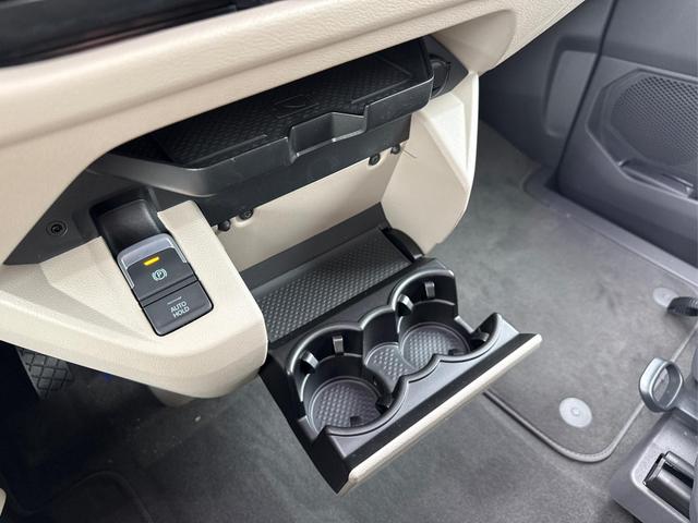 Volkswagen / T7 California / / / / AHK+ACC+Navi+Matrix+GJR+Area View