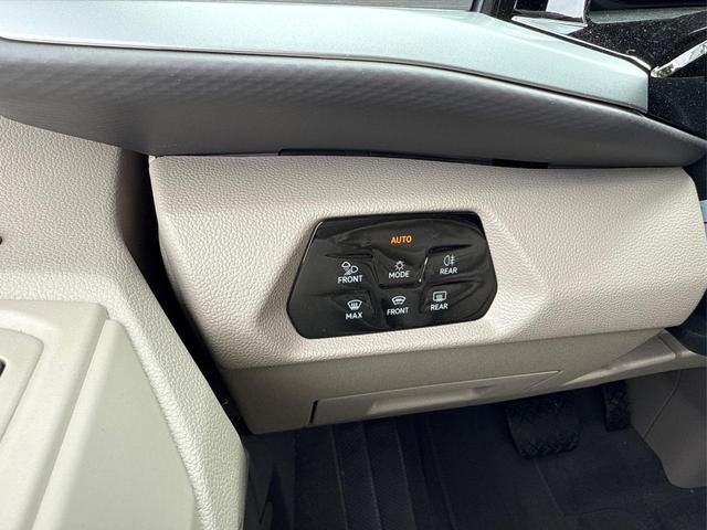 Volkswagen / T7 California / / / / AHK+ACC+Navi+Matrix+GJR+Area View