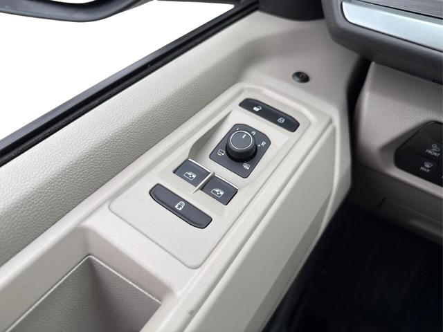 Volkswagen / T7 California / / / / AHK+ACC+Navi+Matrix+GJR+Area View