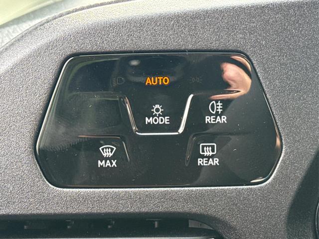 Volkswagen / Caddy / / / / LANE ASSIST+CAM+SHZ+KLIMA+GJR+GRA